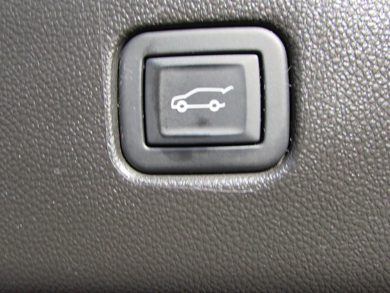 Chevrolet Blazer Vehicle Full-screen Gallery Image 30