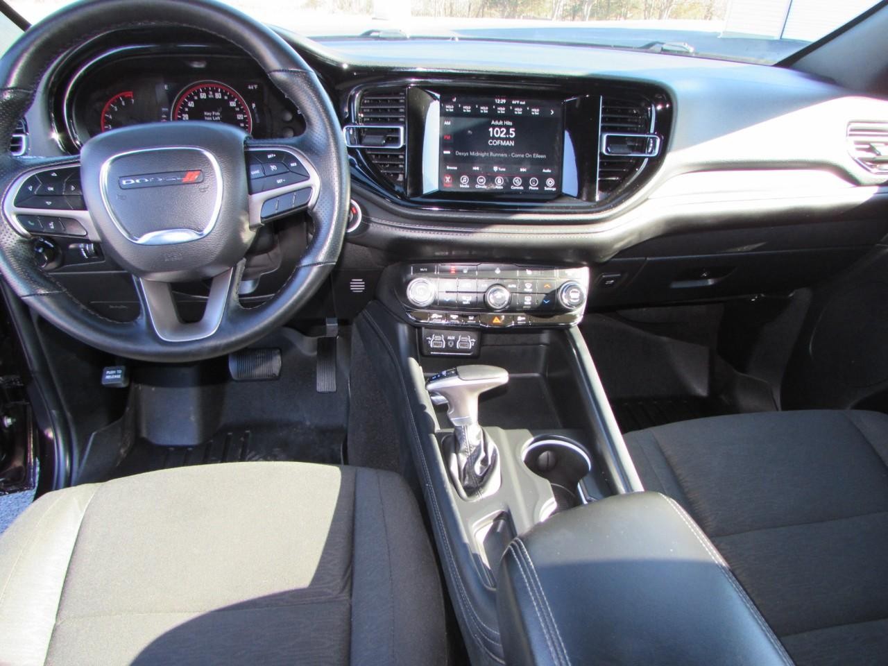 Dodge Durango Vehicle Full-screen Gallery Image 22