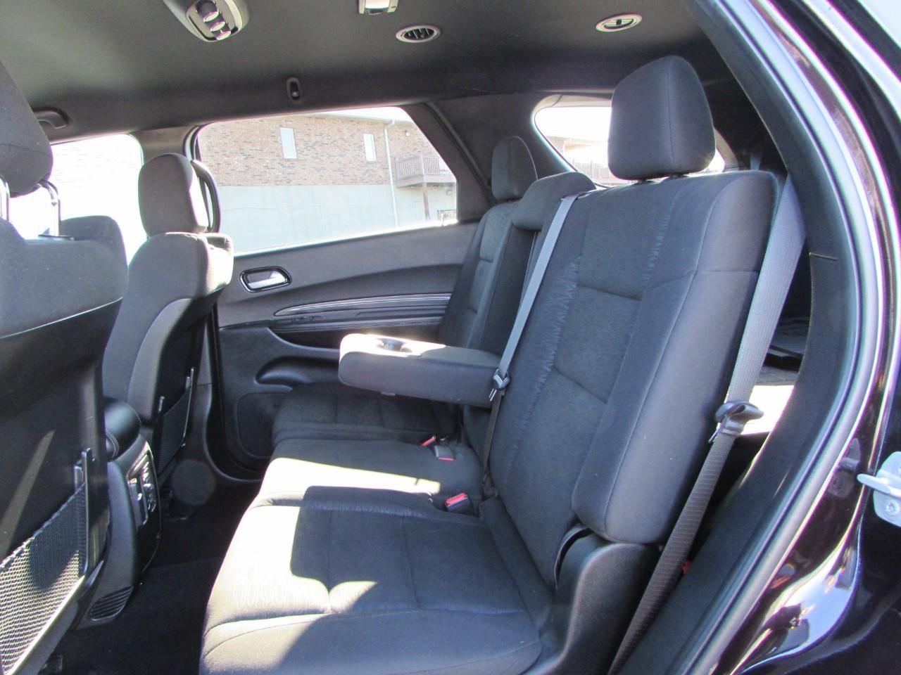 Dodge Durango Vehicle Full-screen Gallery Image 24