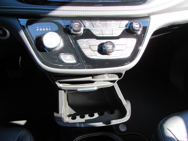 2026 Chrysler Pacifica Select - Photo 20
