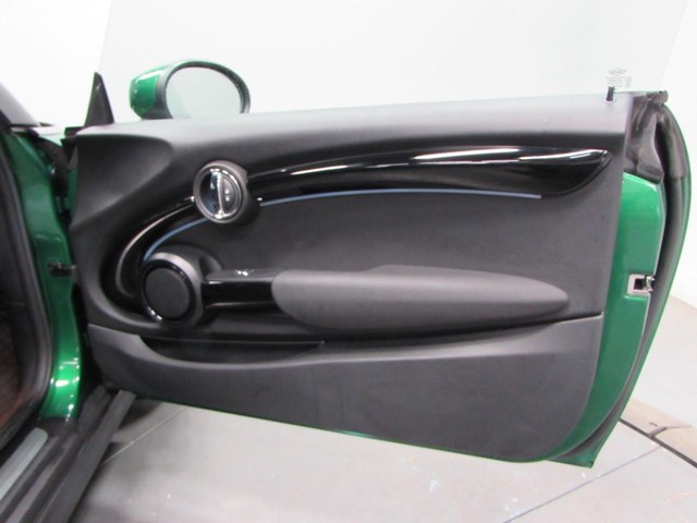 2022 MINI Convertible S - Photo 23