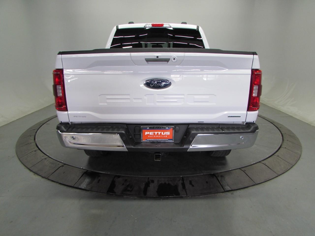 Ford F-150 Vehicle Full-screen Gallery Image 06
