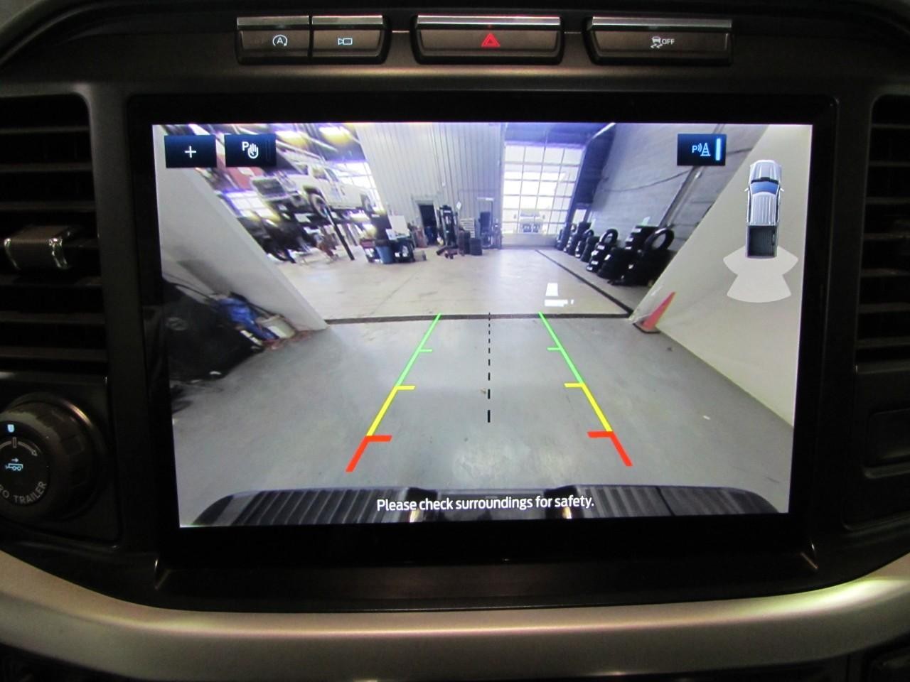 Ford F-150 Vehicle Full-screen Gallery Image 29