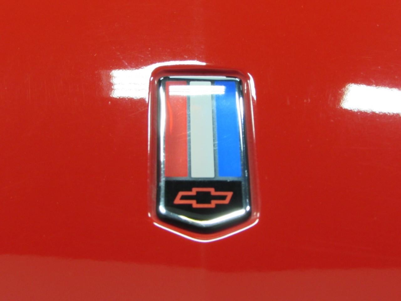 Chevrolet Camaro Vehicle Full-screen Gallery Image 29