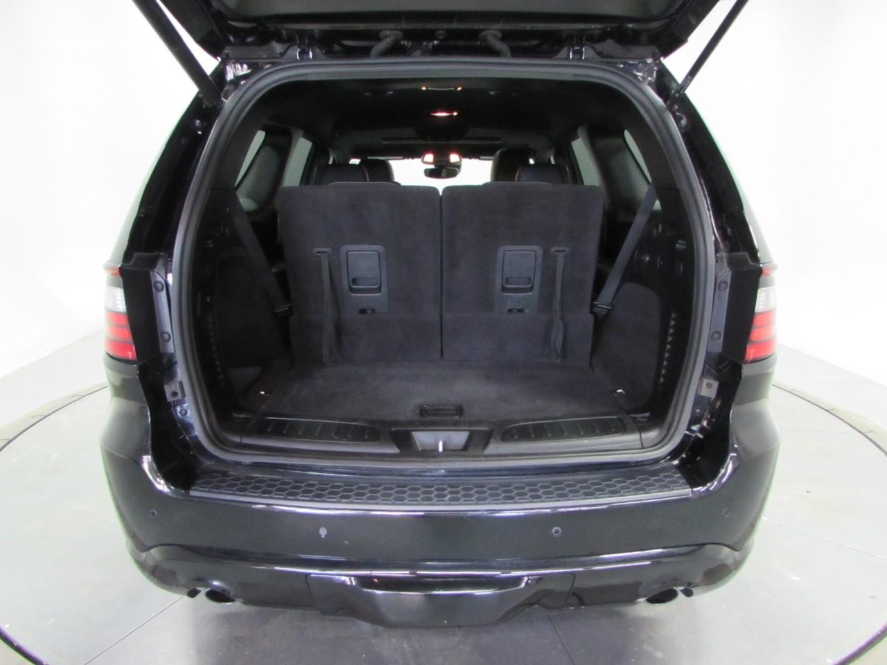 Dodge Durango Vehicle Full-screen Gallery Image 11