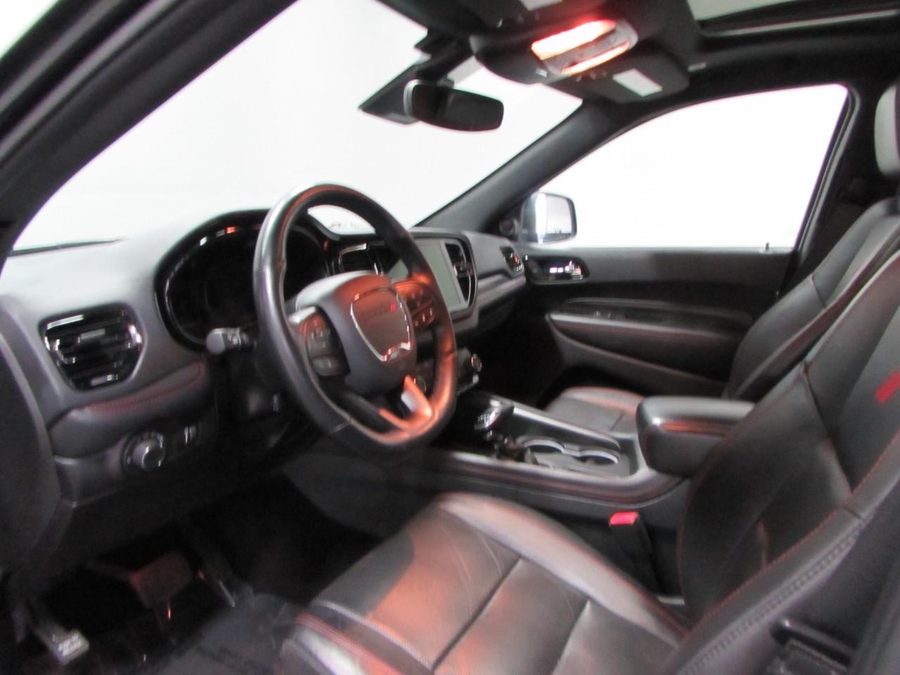 Dodge Durango Vehicle Full-screen Gallery Image 13