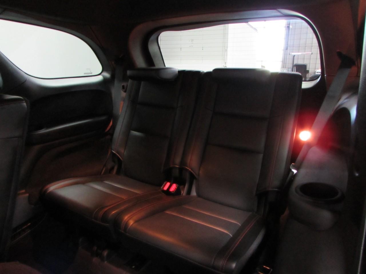 Dodge Durango Vehicle Full-screen Gallery Image 16