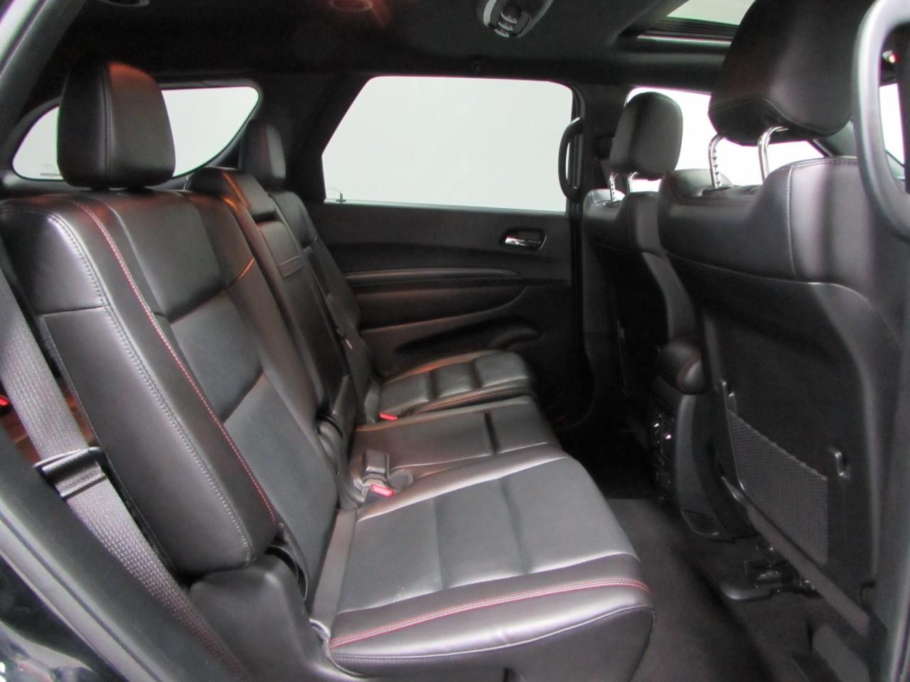 Dodge Durango Vehicle Full-screen Gallery Image 20