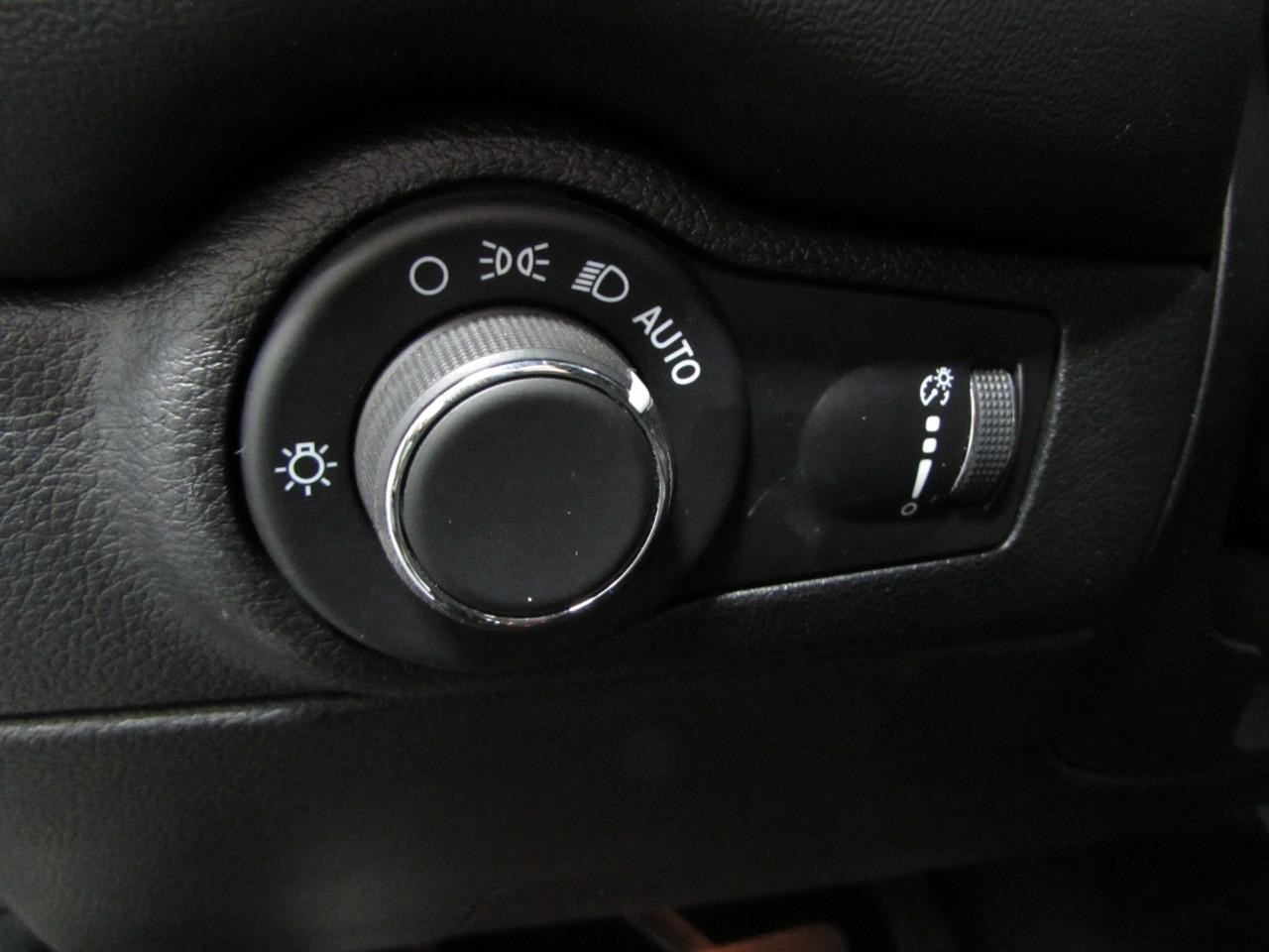 Dodge Durango Vehicle Full-screen Gallery Image 25