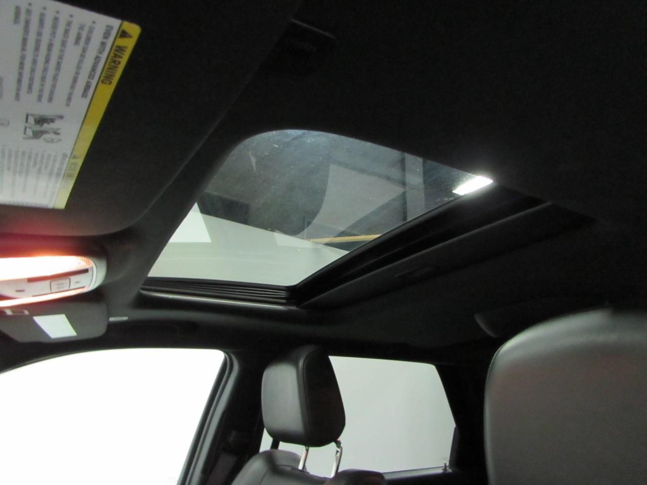 Dodge Durango Vehicle Full-screen Gallery Image 34