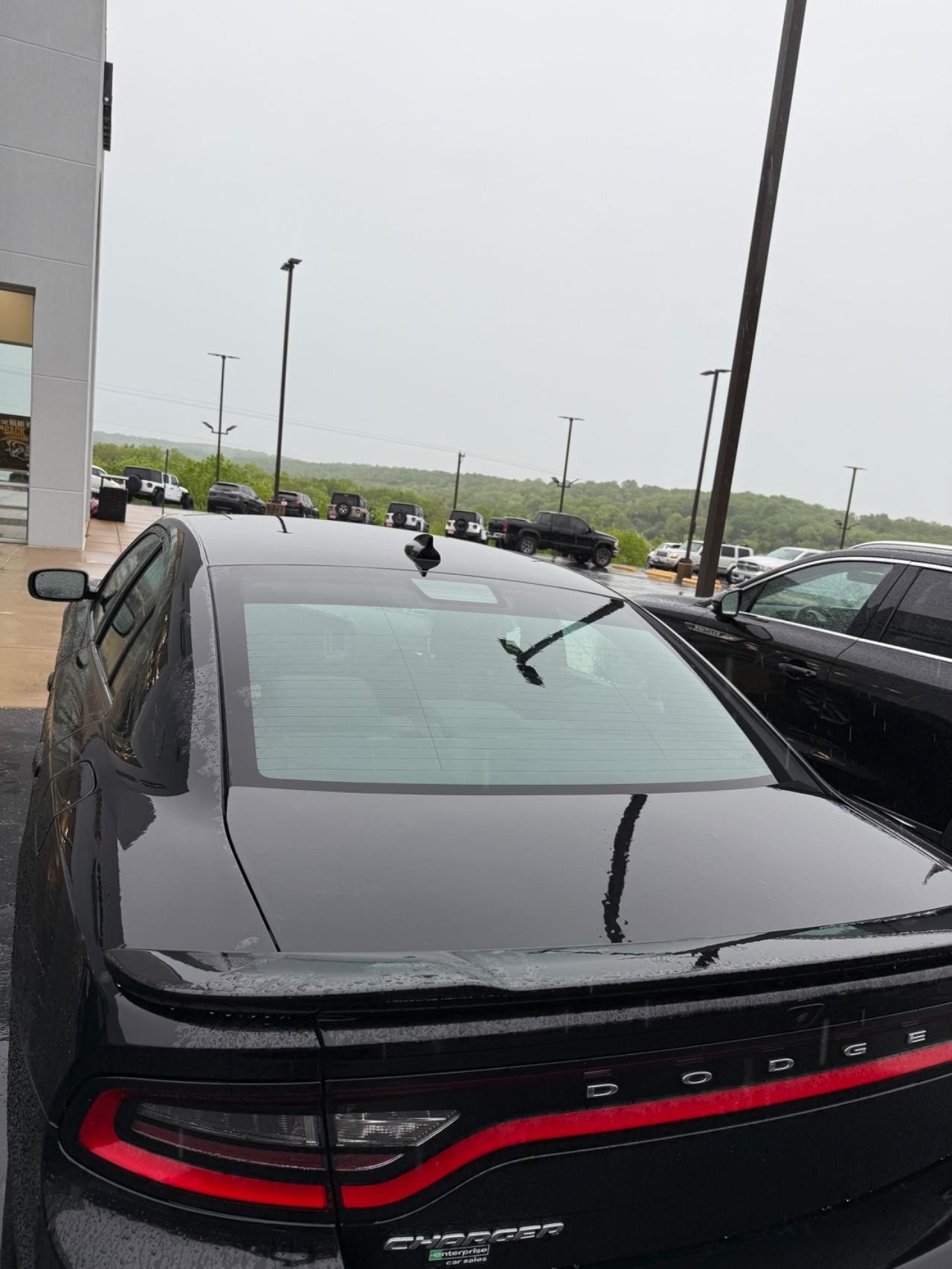 Dodge Charger Vehicle Full-screen Gallery Image 03