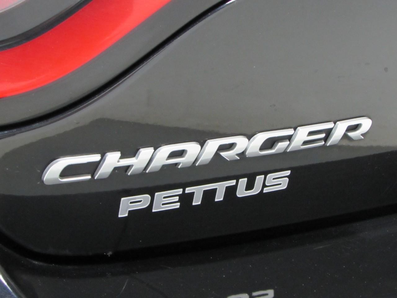 Dodge Charger Vehicle Full-screen Gallery Image 33