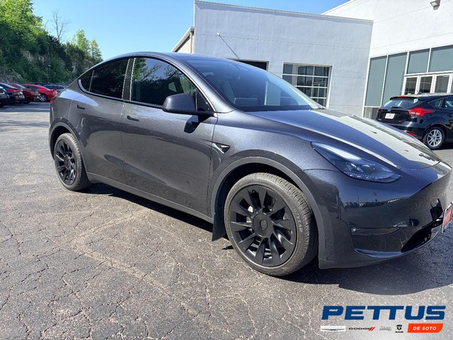 De Soto MO 2024 Tesla Model Y more details - tesla model y