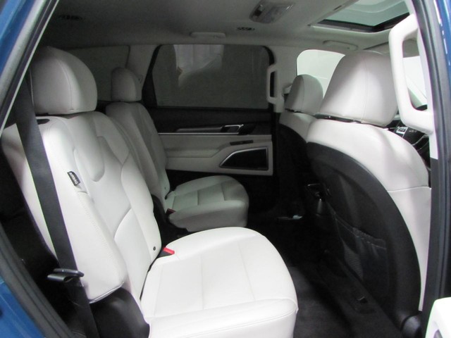 2024 Kia Telluride S - Photo 20
