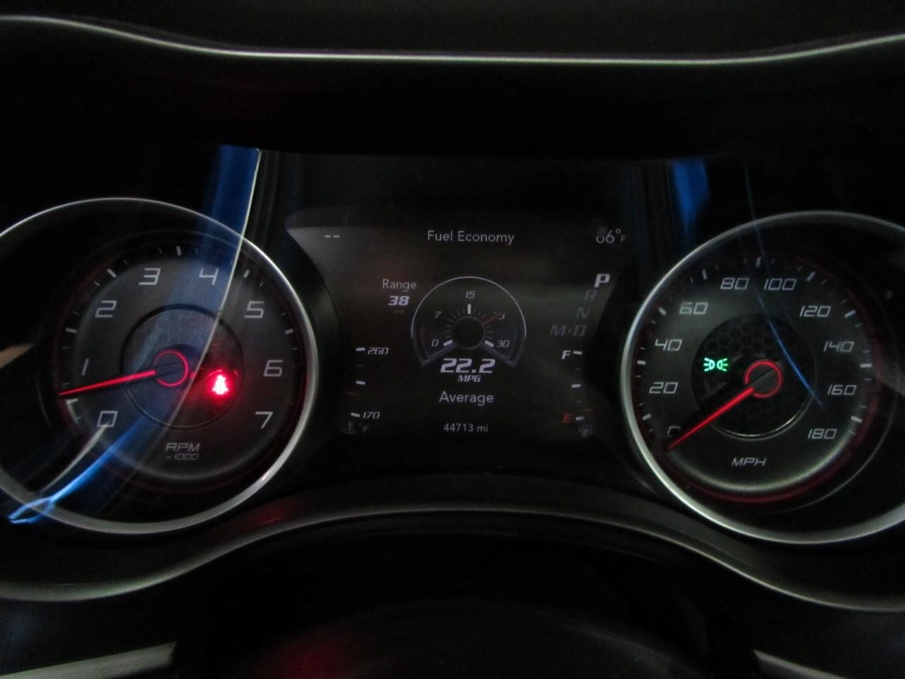 Dodge Charger Vehicle Full-screen Gallery Image 27