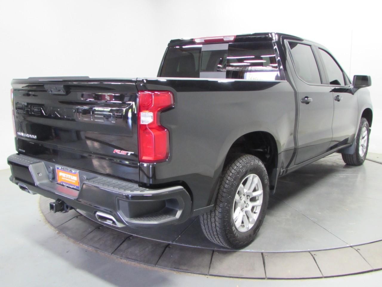 Chevrolet Silverado 1500 Vehicle Full-screen Gallery Image 07