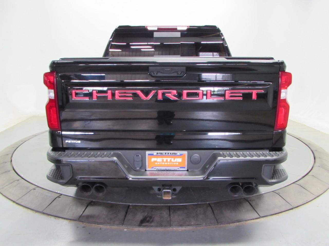 Chevrolet Silverado 1500 Vehicle Full-screen Gallery Image 06