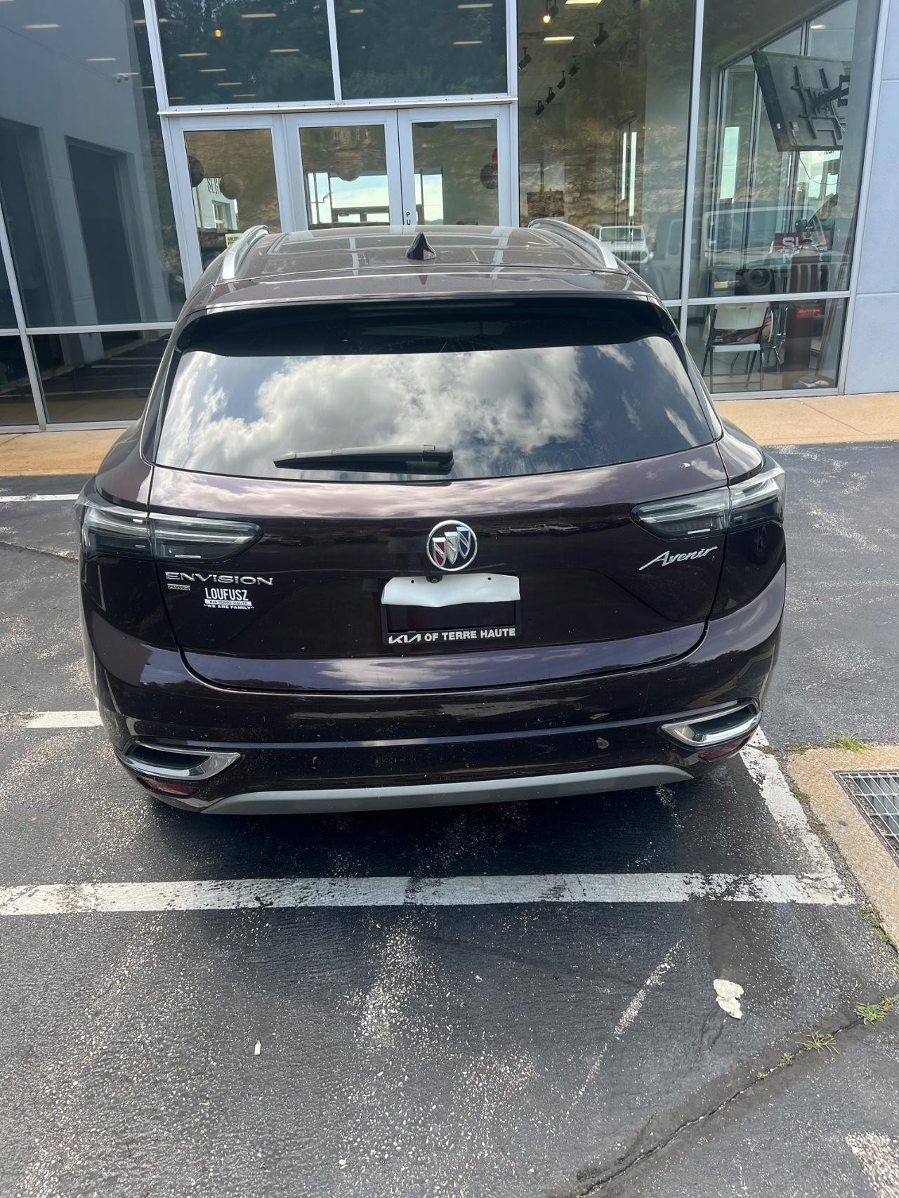 Buick Envision Vehicle Full-screen Gallery Image 08