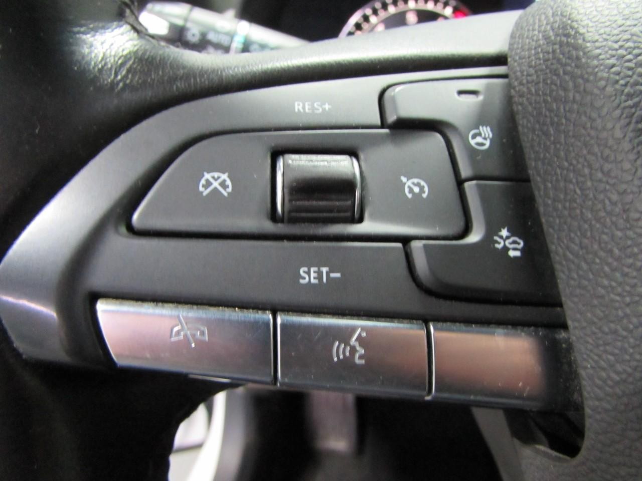 Cadillac CT4 Vehicle Full-screen Gallery Image 24