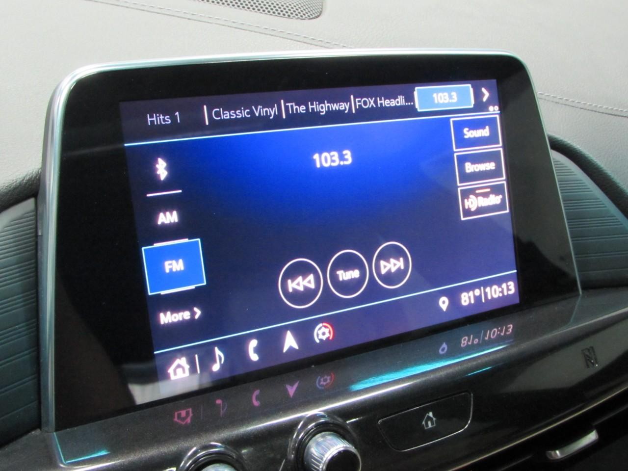 Cadillac CT4 Vehicle Full-screen Gallery Image 28