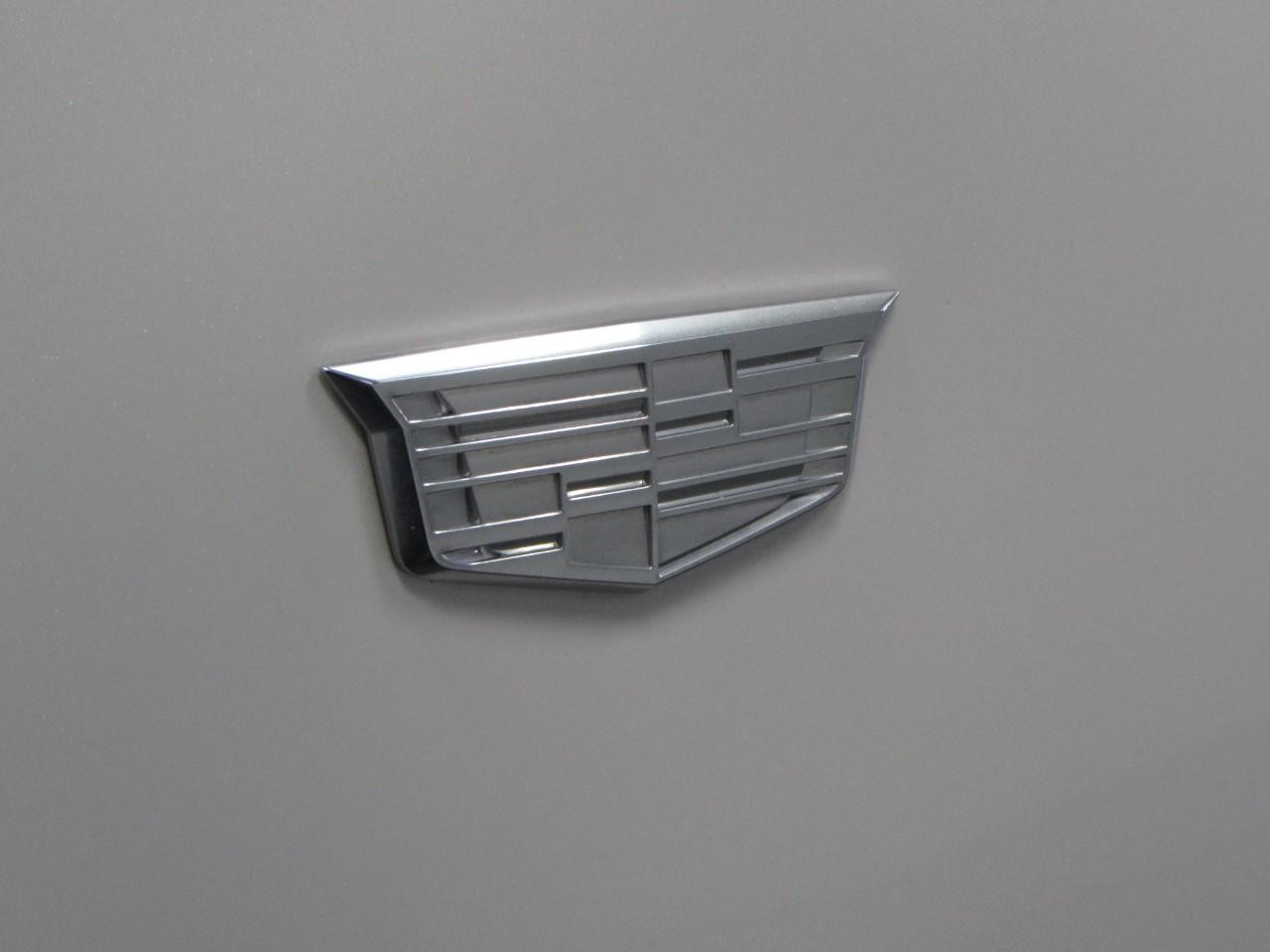Cadillac CT4 Vehicle Full-screen Gallery Image 33