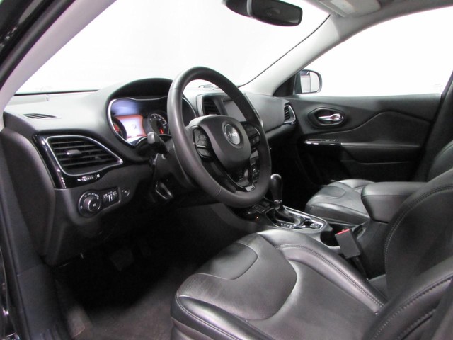 2023 Jeep Cherokee Altitude Lux - Photo 13