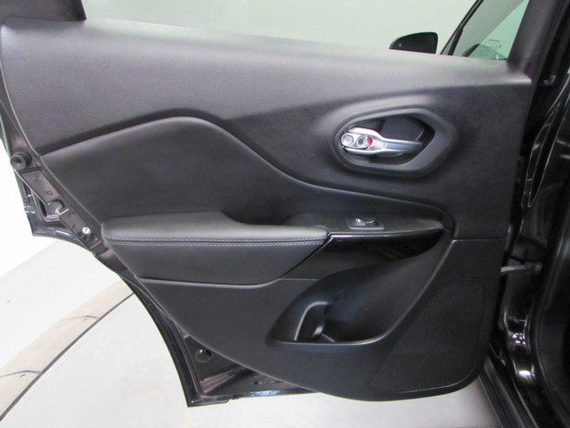 2023 Jeep Cherokee Altitude Lux - Photo 14