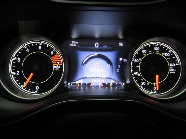 2023 Jeep Cherokee Altitude Lux - Photo 26