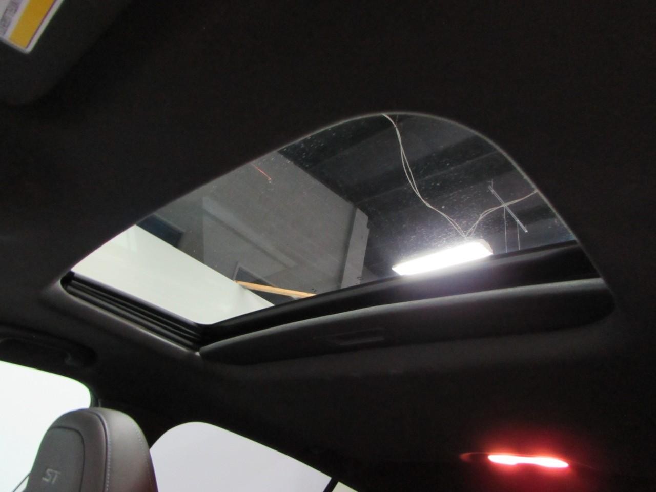 Buick Envista Vehicle Full-screen Gallery Image 31
