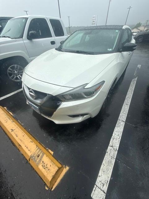 White 2017 Nissan Maxima Sedan Front-Wheel Drive Continuously Variable Transmission