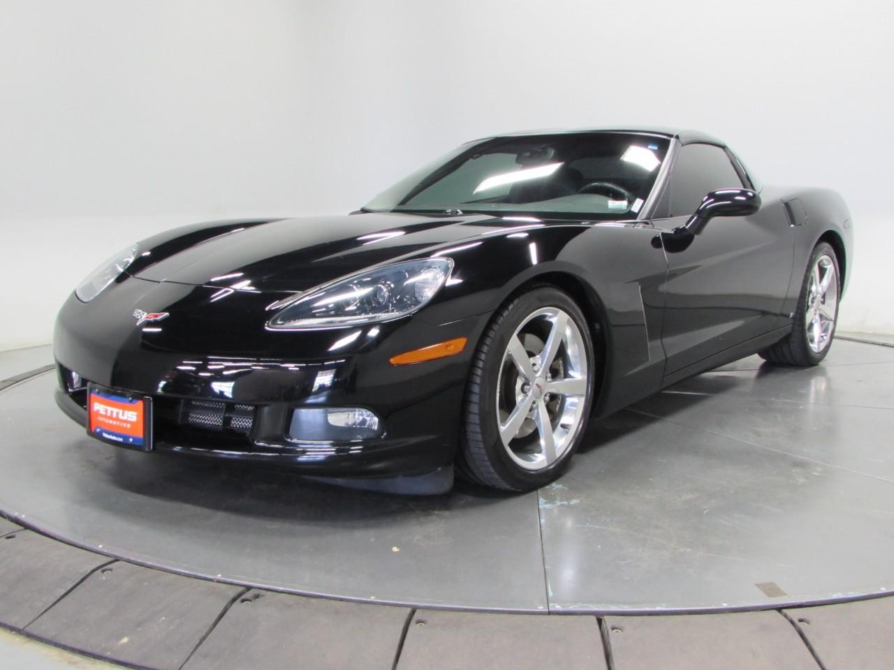 Chevrolet Corvette Vehicle Full-screen Gallery Image 03