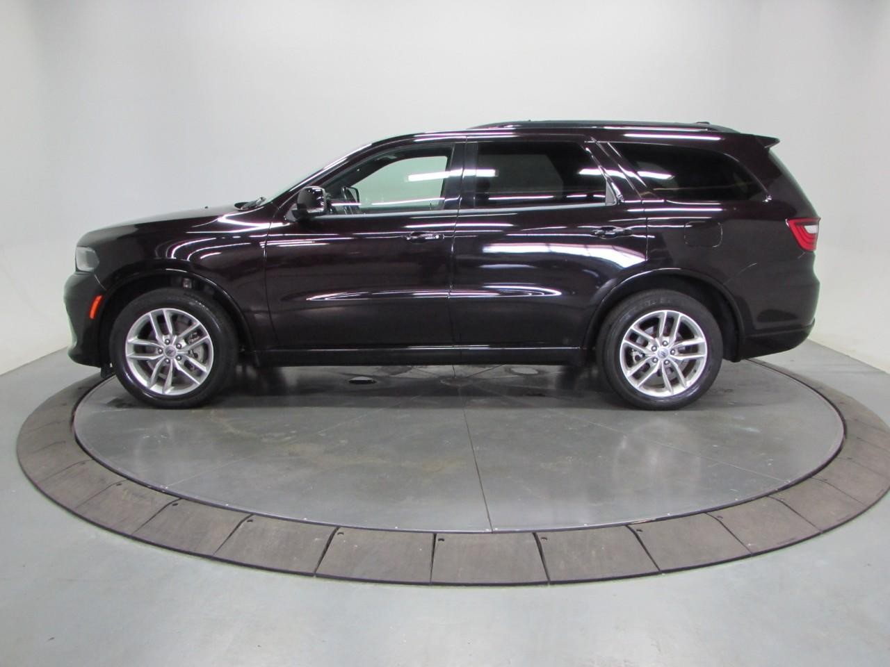 Dodge Durango Vehicle Full-screen Gallery Image 04