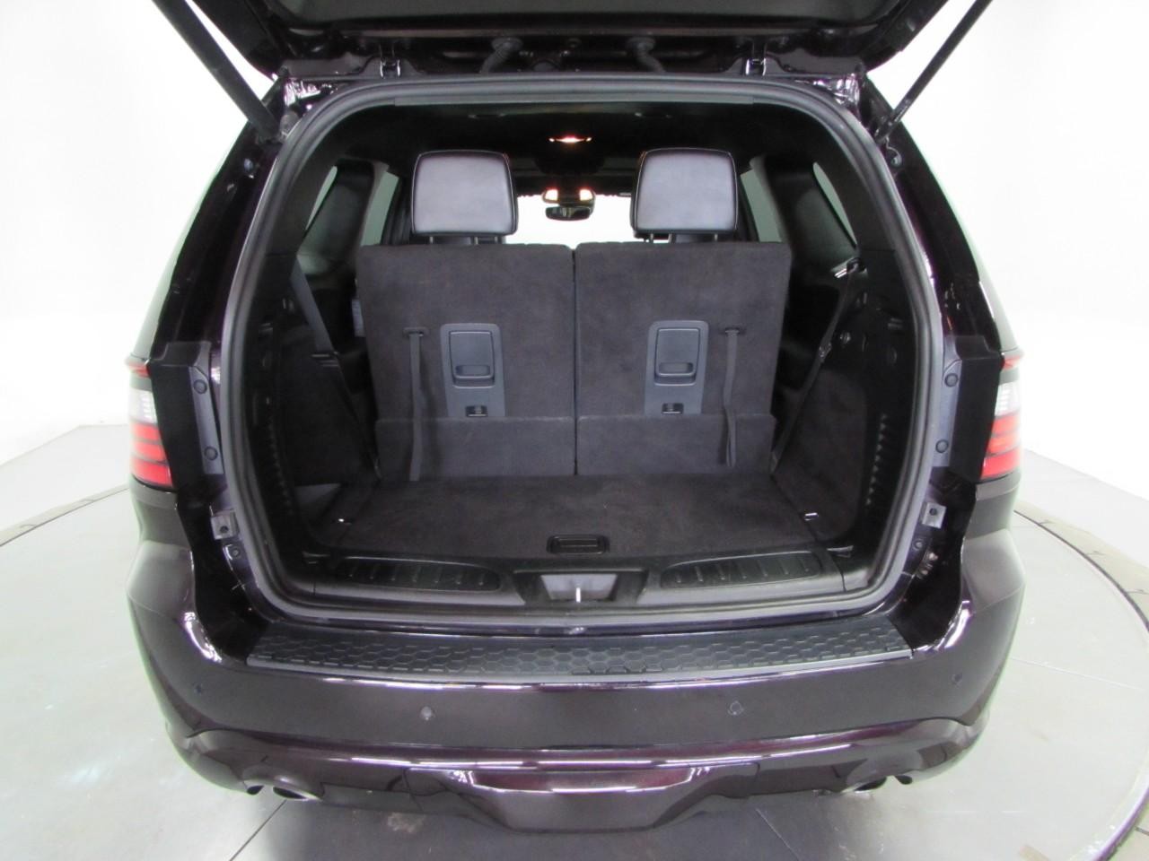Dodge Durango Vehicle Full-screen Gallery Image 11