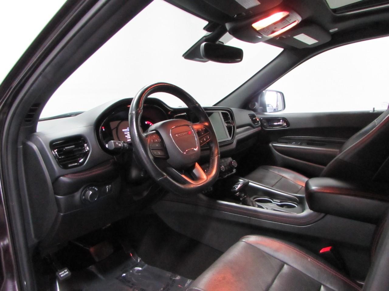 Dodge Durango Vehicle Full-screen Gallery Image 13