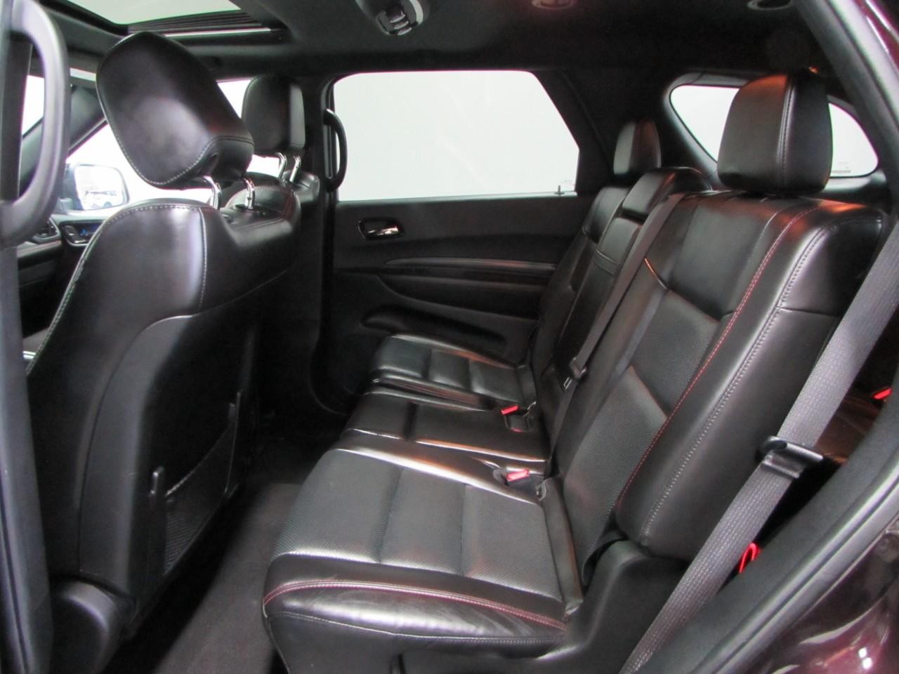 Dodge Durango Vehicle Full-screen Gallery Image 15