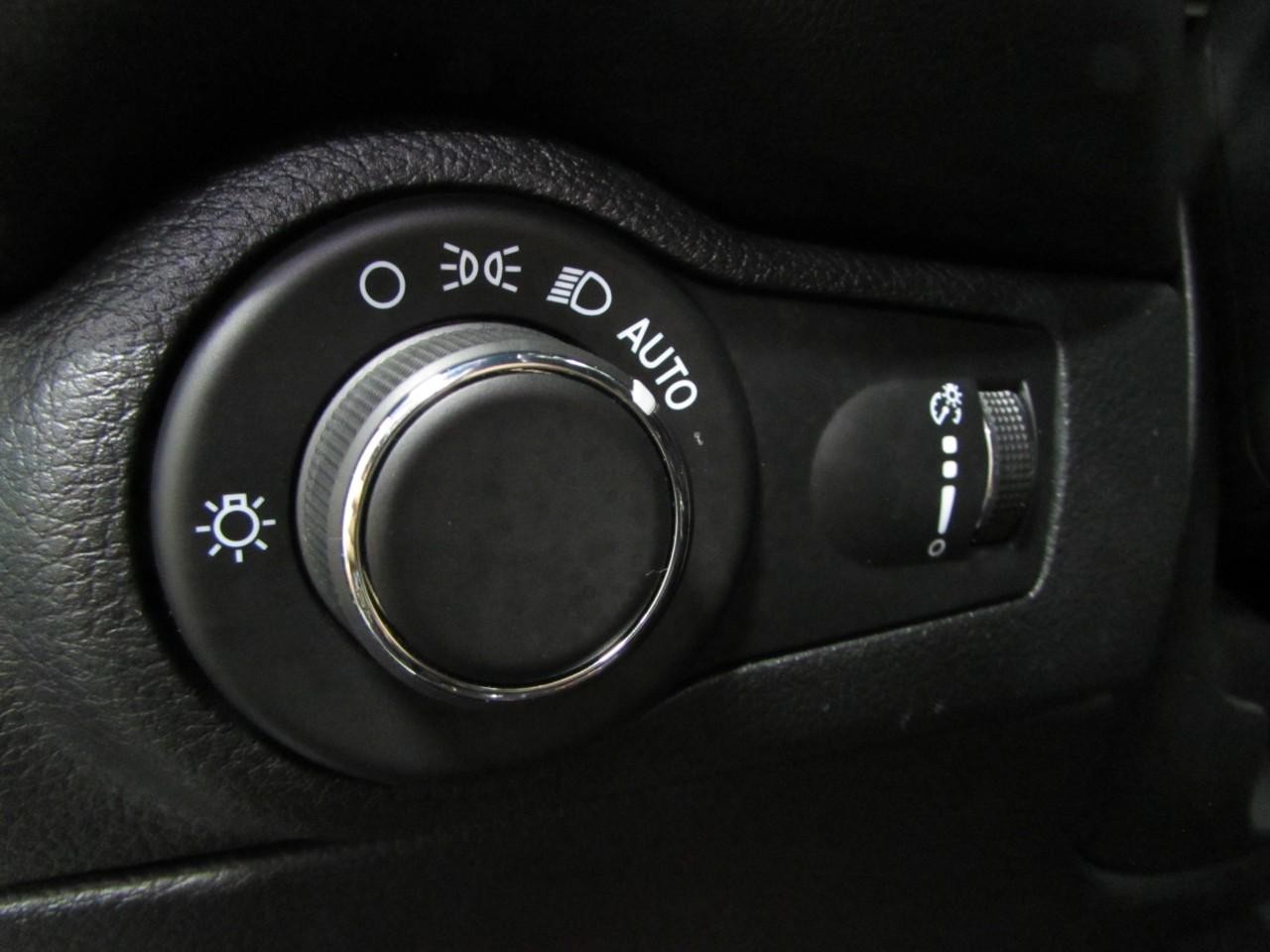 Dodge Durango Vehicle Full-screen Gallery Image 25
