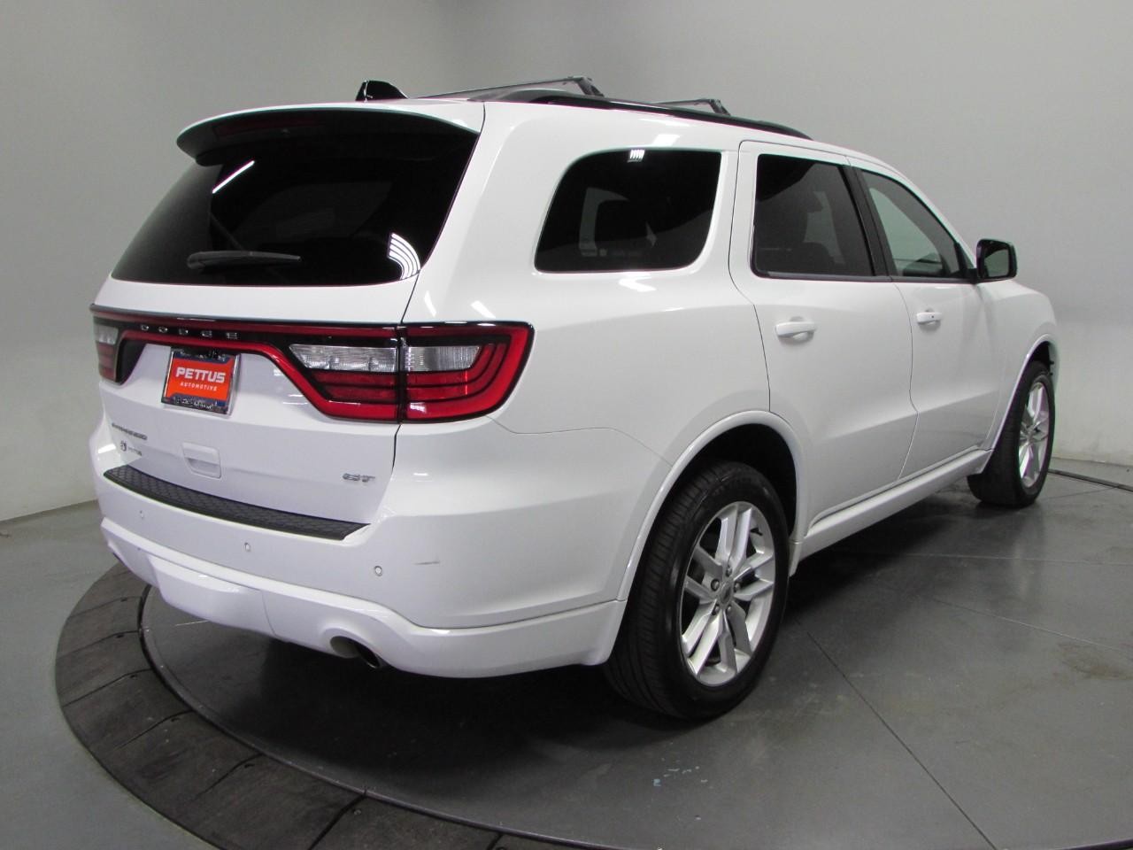 Dodge Durango Vehicle Full-screen Gallery Image 07