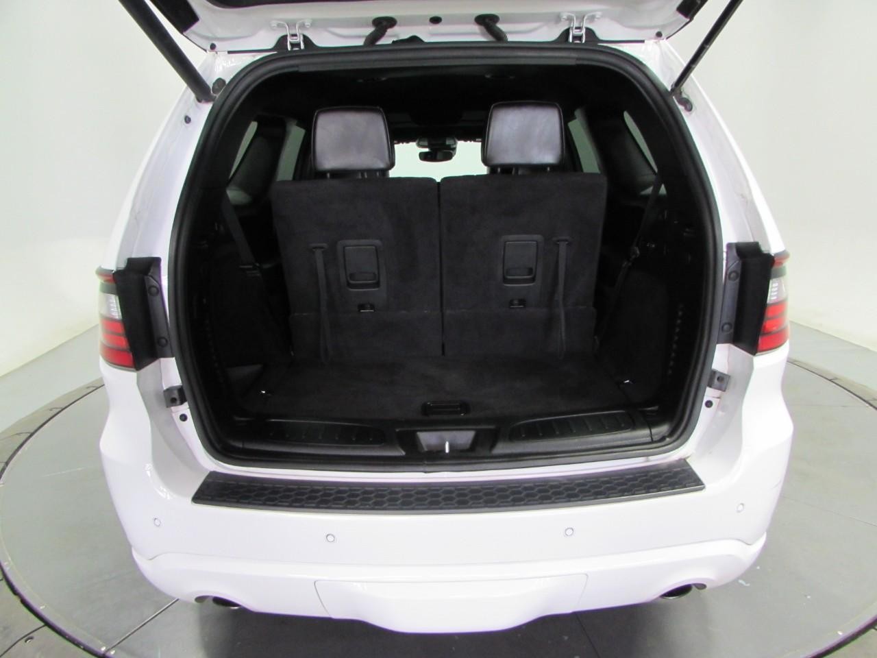 Dodge Durango Vehicle Full-screen Gallery Image 11