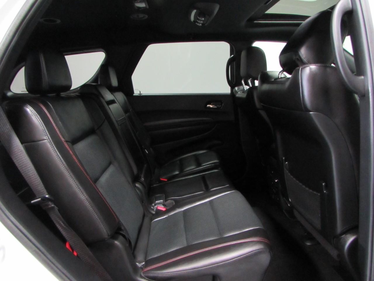 Dodge Durango Vehicle Full-screen Gallery Image 20