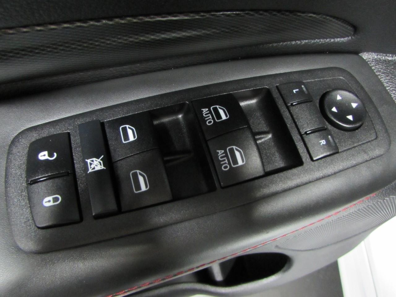 Dodge Durango Vehicle Full-screen Gallery Image 22