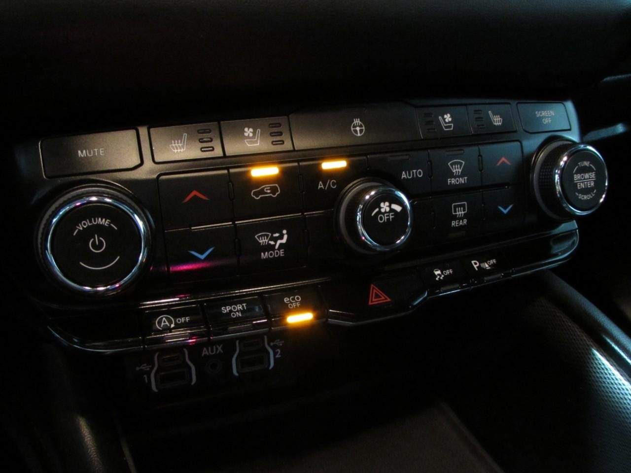 Dodge Durango Vehicle Full-screen Gallery Image 33
