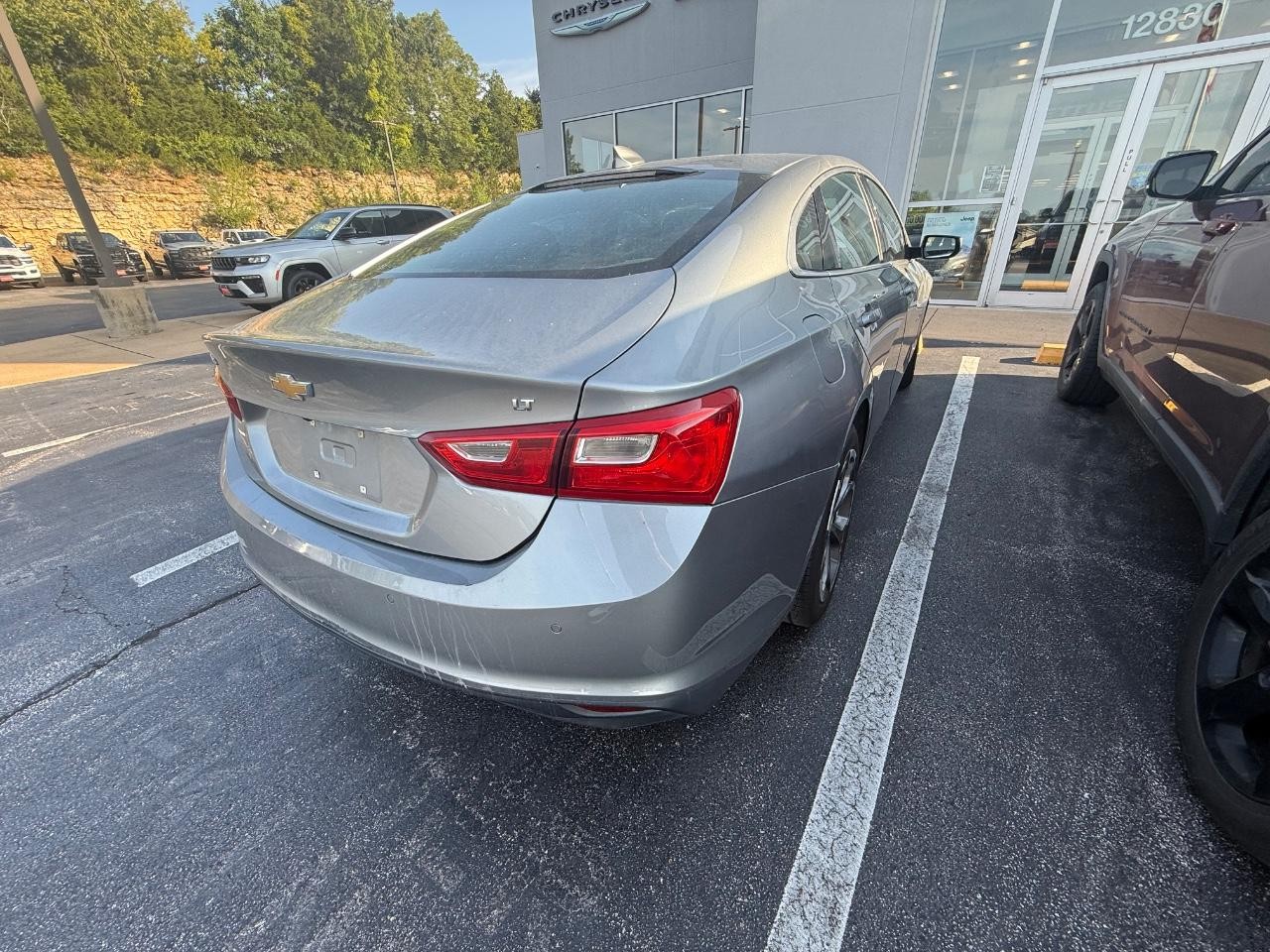 Chevrolet Malibu Vehicle Full-screen Gallery Image 06