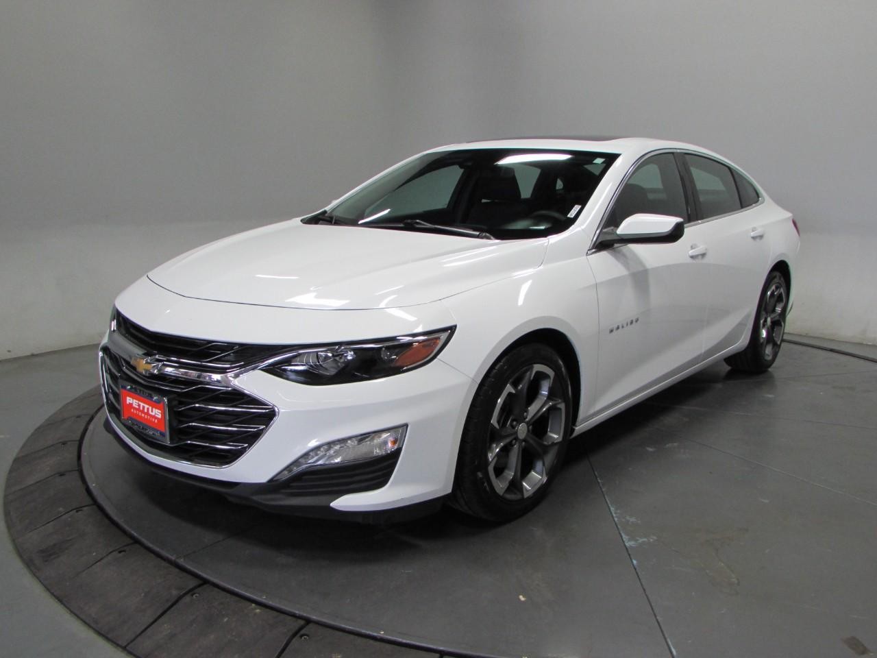 Chevrolet Malibu Vehicle Full-screen Gallery Image 03