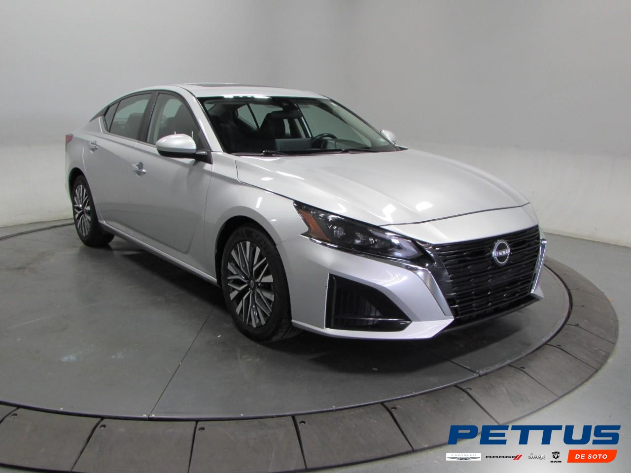 2024 Nissan Altima SV