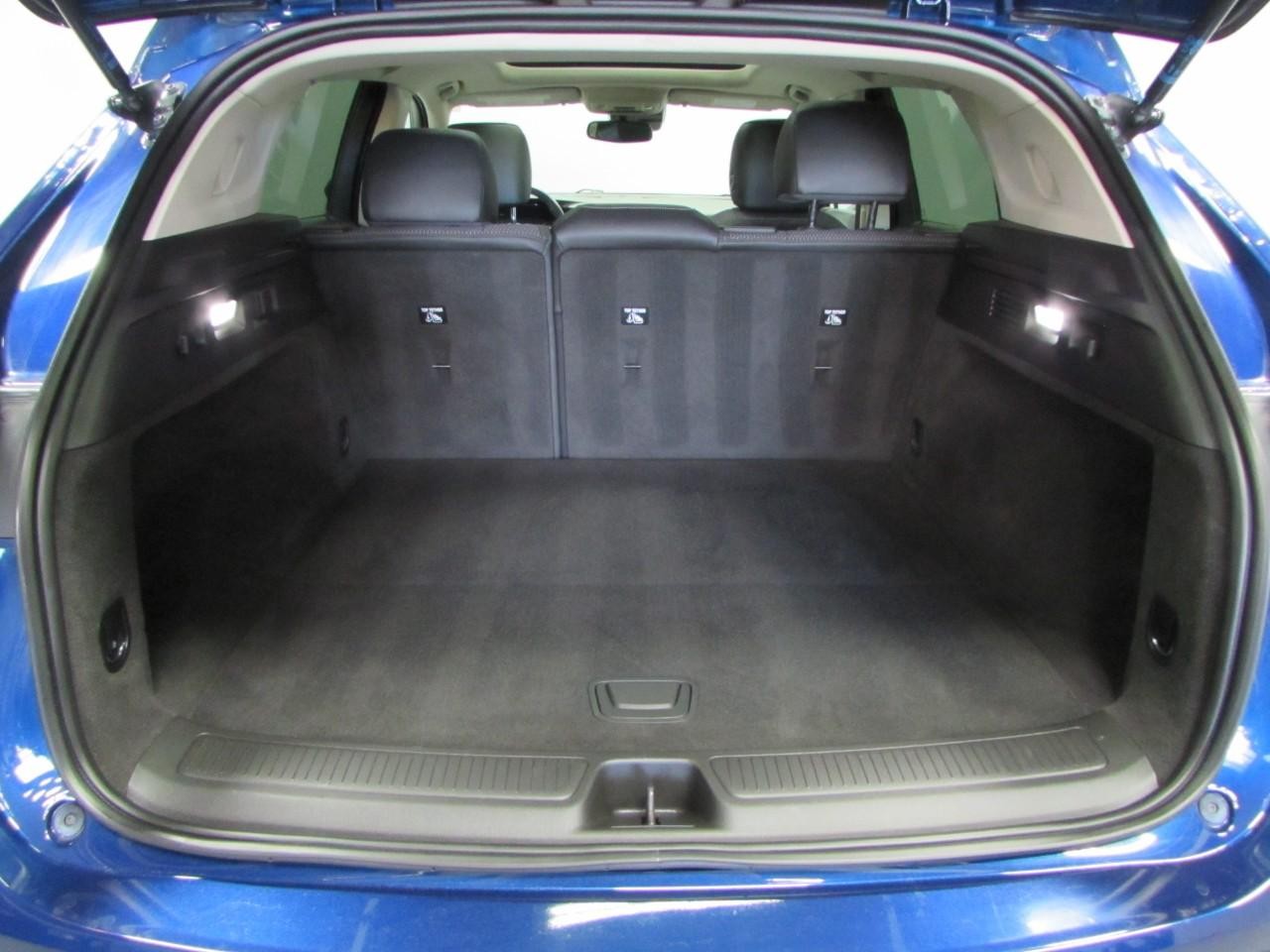 Buick Envision Vehicle Full-screen Gallery Image 11