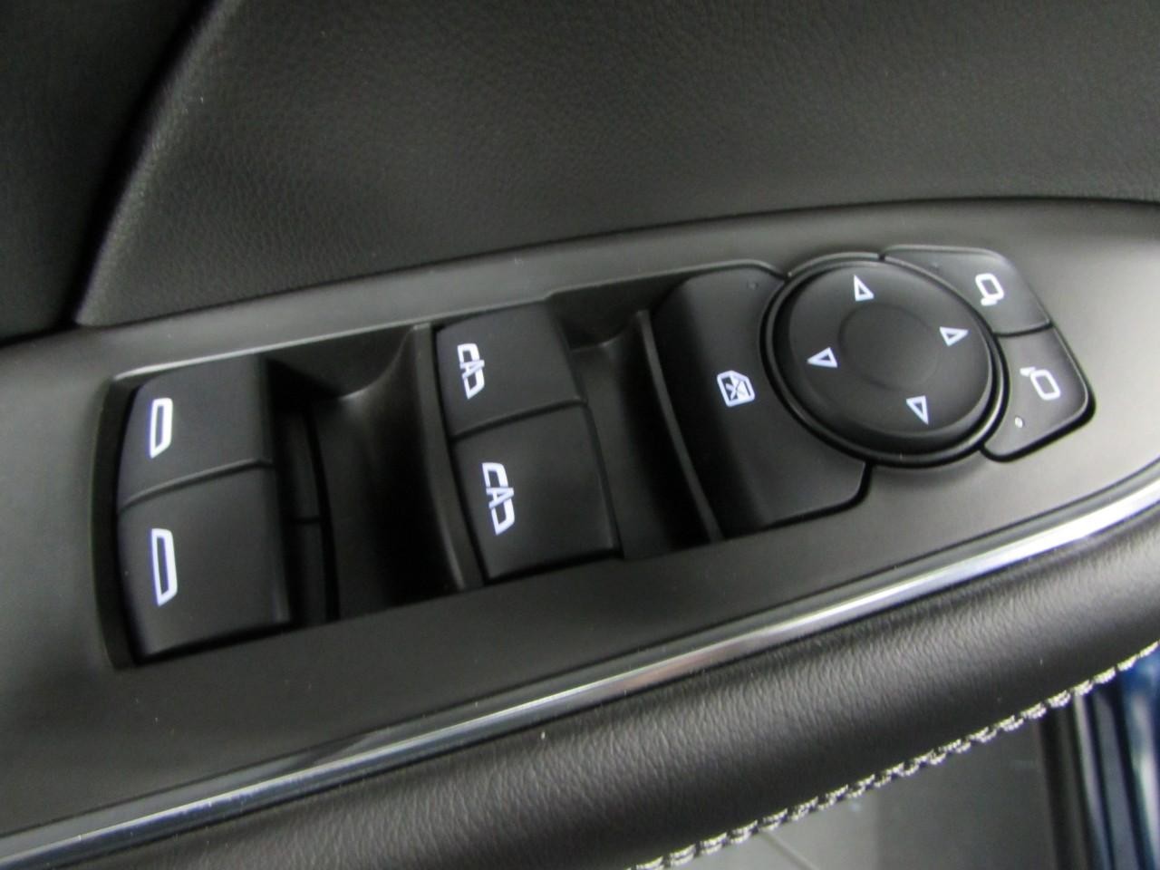 Buick Envision Vehicle Full-screen Gallery Image 20