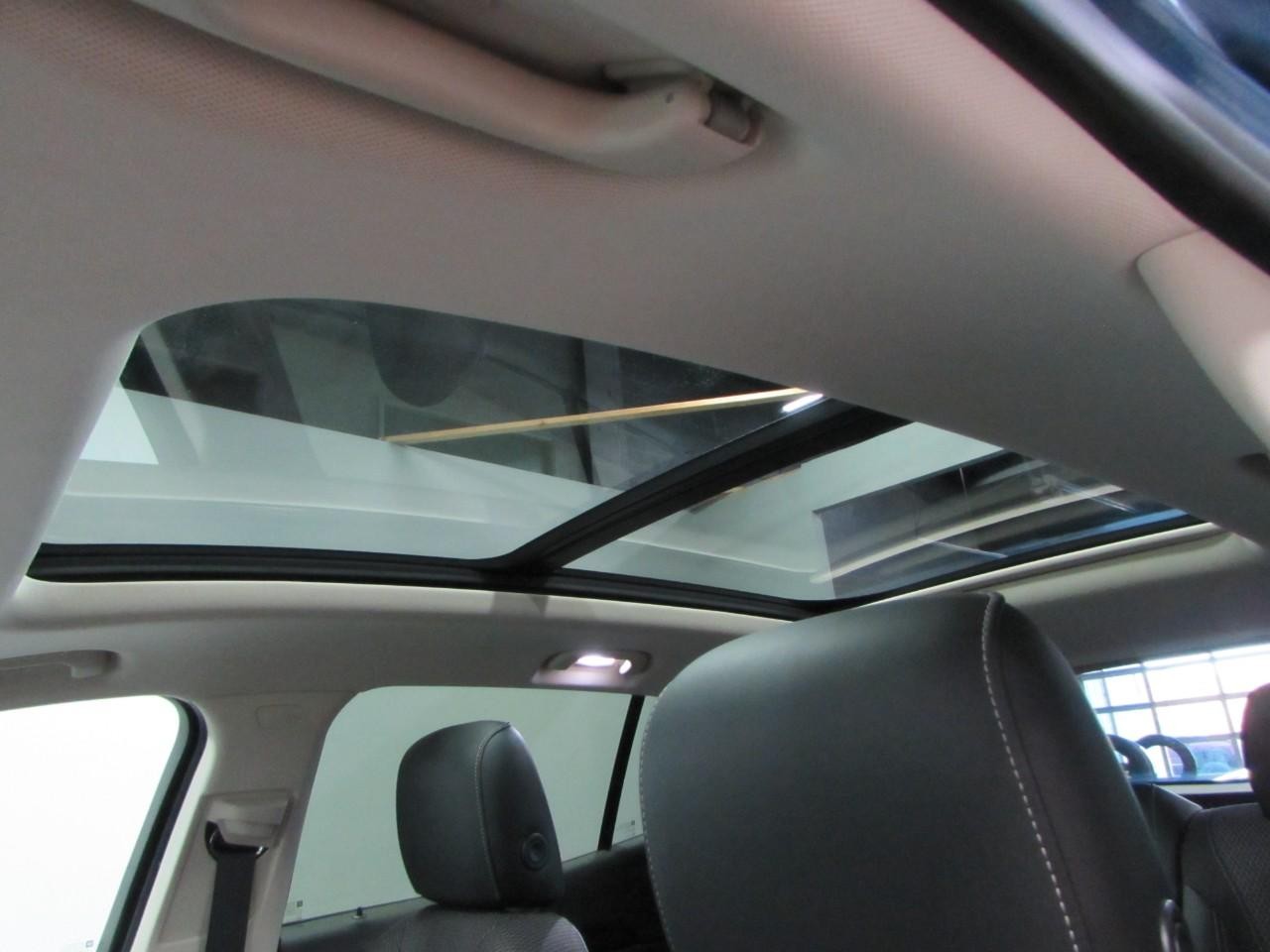 Buick Envision Vehicle Full-screen Gallery Image 31