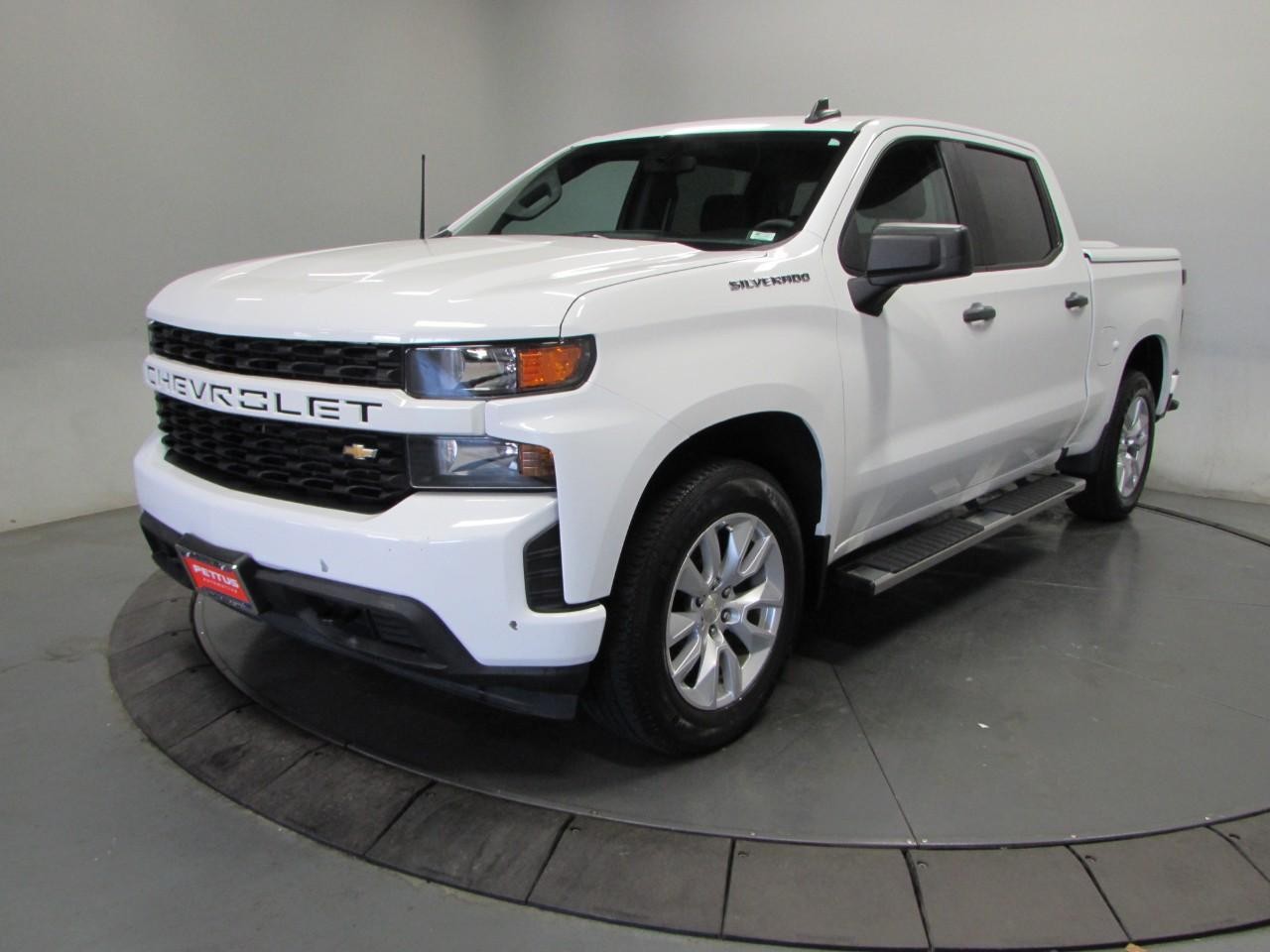 Chevrolet Silverado 1500 Vehicle Full-screen Gallery Image 03