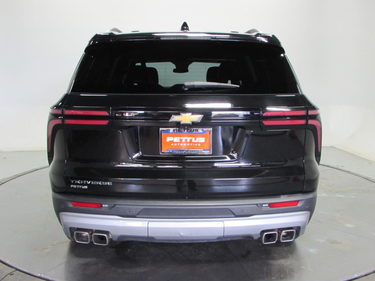 Chevrolet Traverse Vehicle Full-screen Gallery Image 06