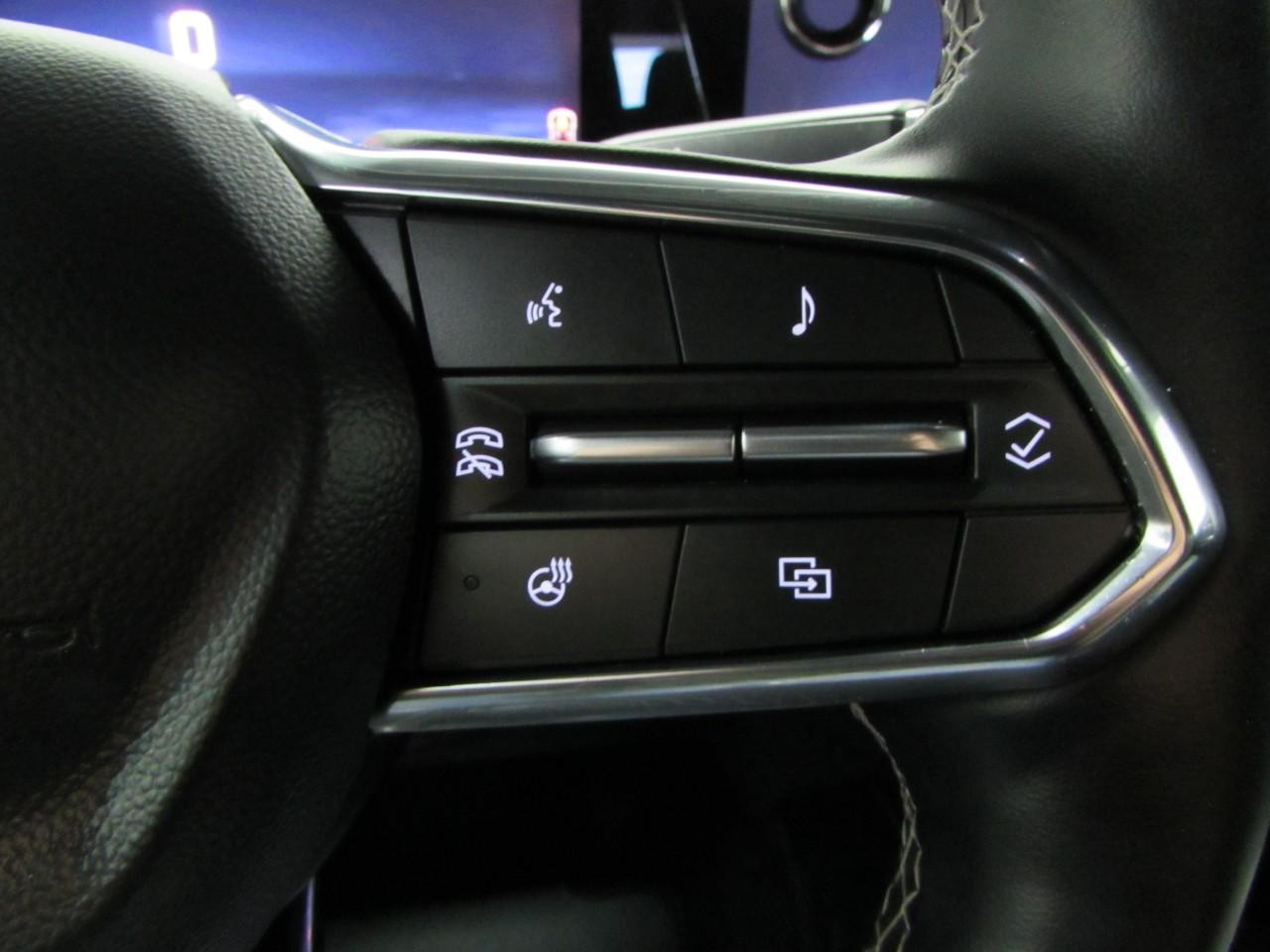 Chevrolet Traverse Vehicle Full-screen Gallery Image 26